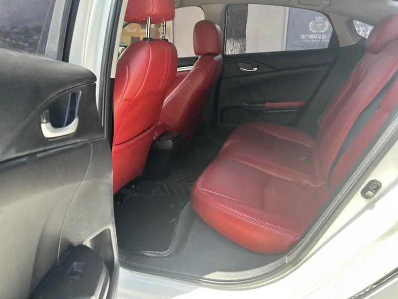 Honda Civic — фото 9