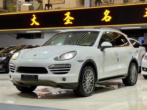 Porsche Cayenne, 2013 год