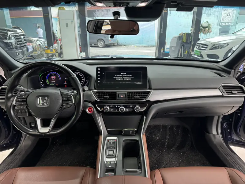 Honda Inspire — фото 10