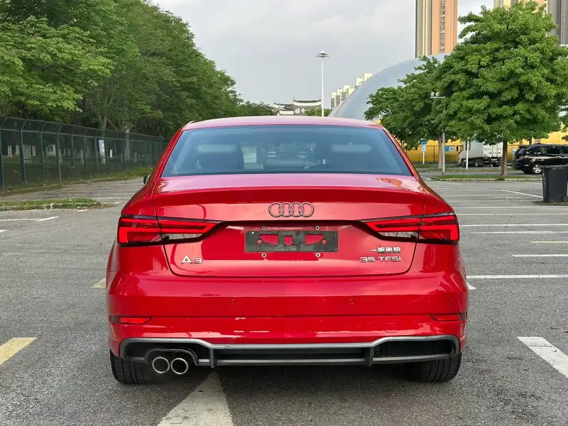 Audi A3 Limousine 35 TFSI базовая — фото 5