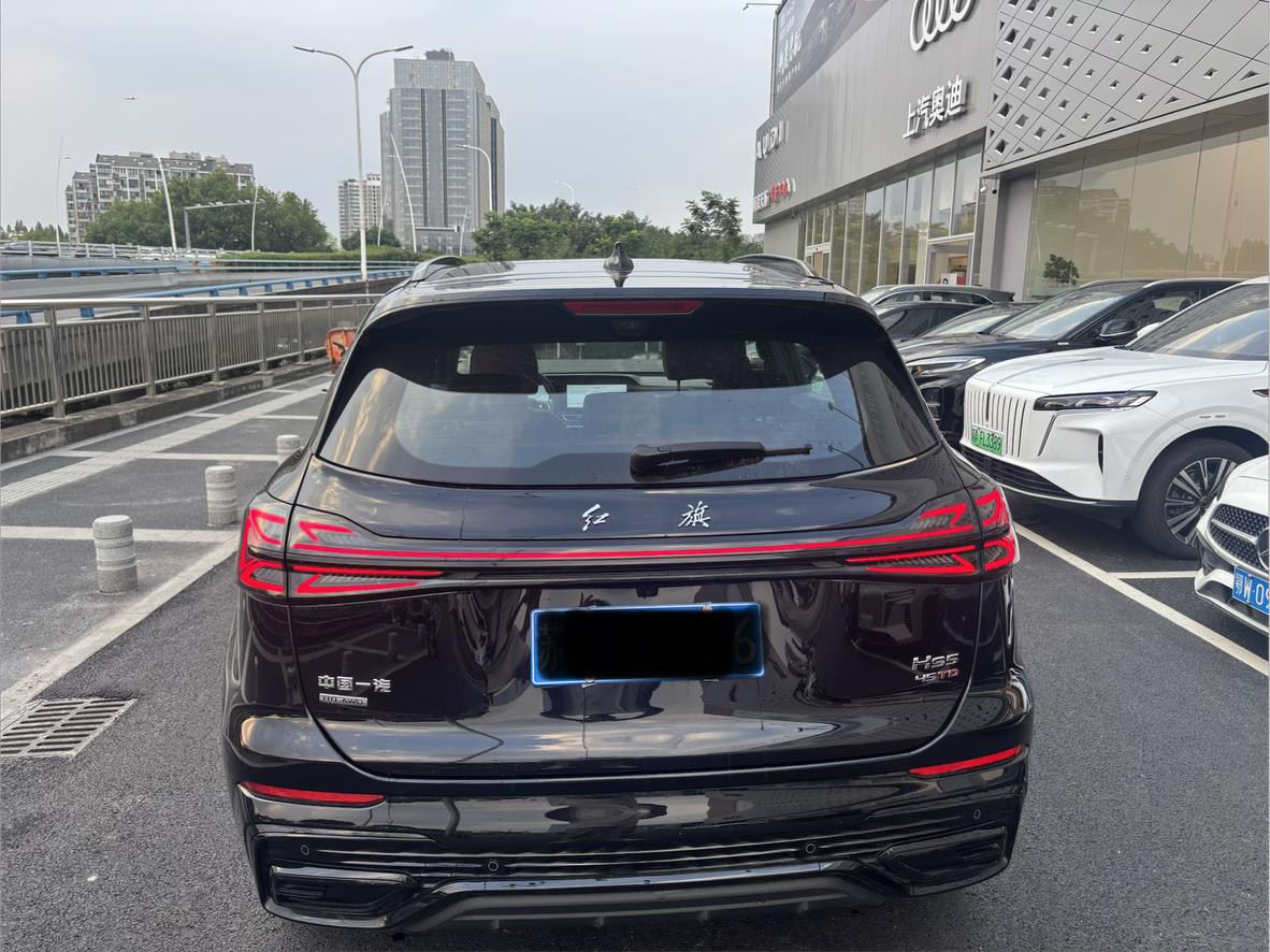 Hongqi HS5 2025 2.0T