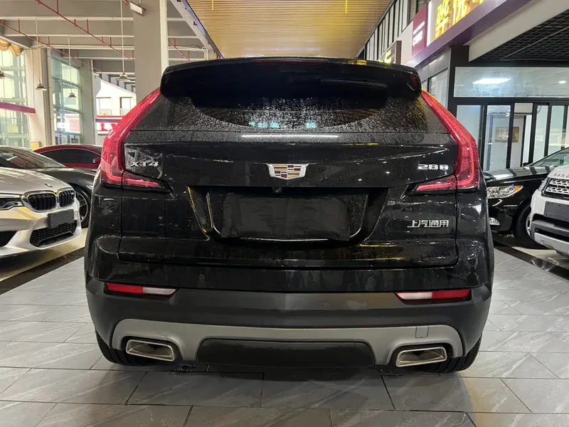 Cadillac XT4 — фото 3