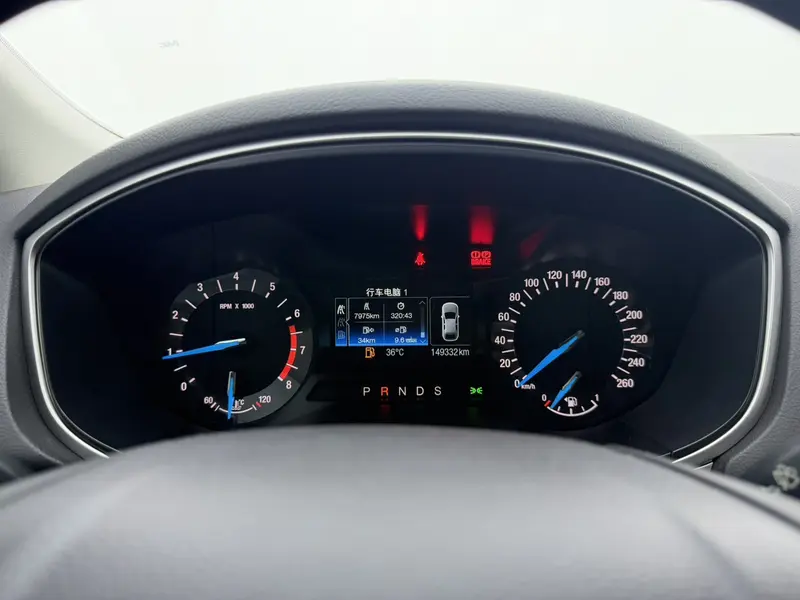 Ford Mondeo 1.5 L GTDi 180 — фото 12