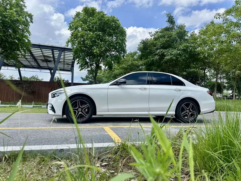 Mercedes-Benz E-Class E 260 Sport — фото 4