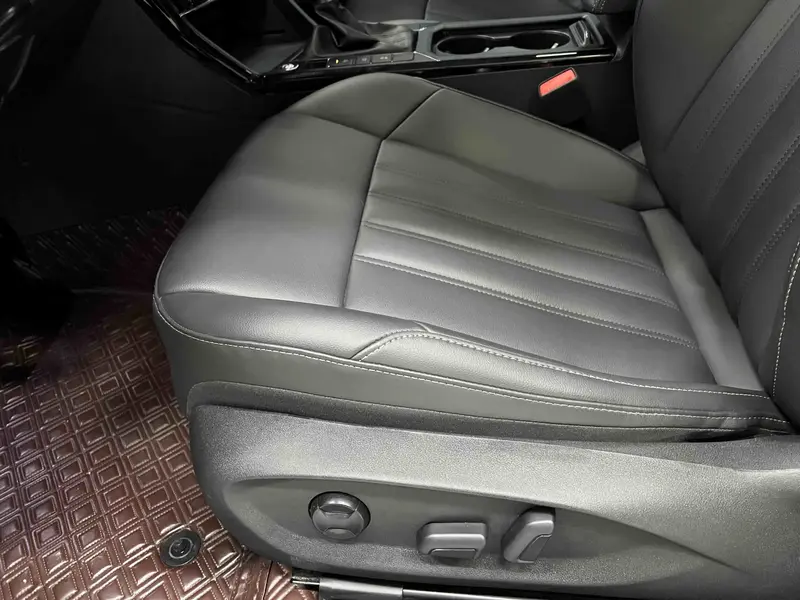 Volkswagen Passat — фото 13