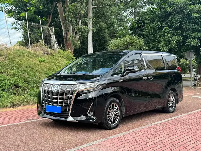 Toyota Alphard 2.5 L Premium