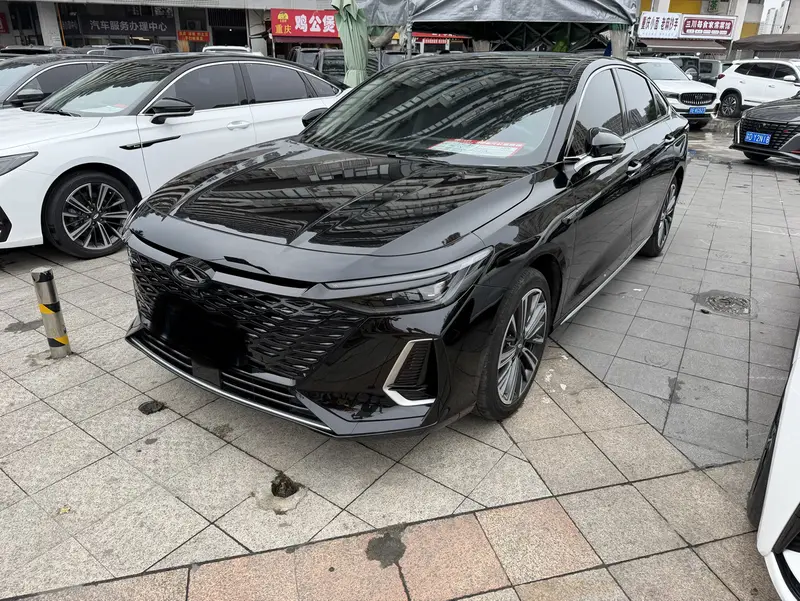 Chery Arrizo 8