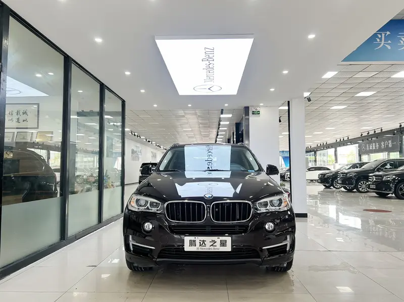 BMW X5 xDrive28i — фото 2