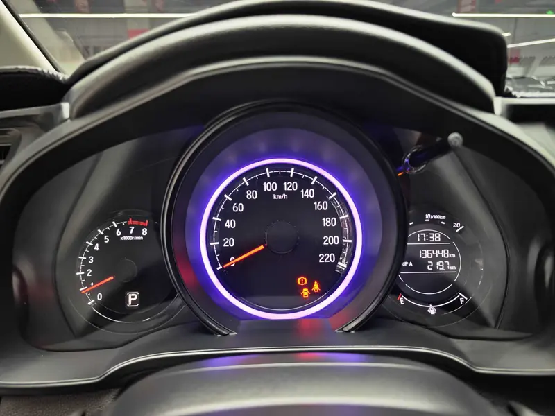 Honda Fit — фото 5