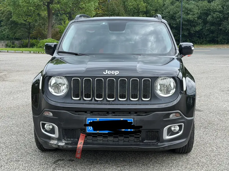 Jeep Renegade — фото 2