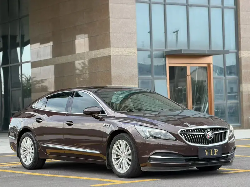 Buick LaCrosse 28T элит — фото 3