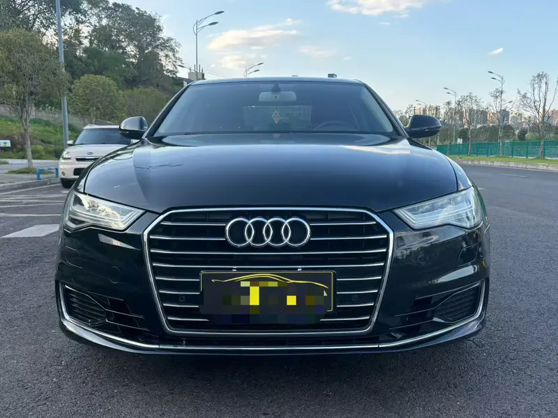 Audi A6L — фото 2