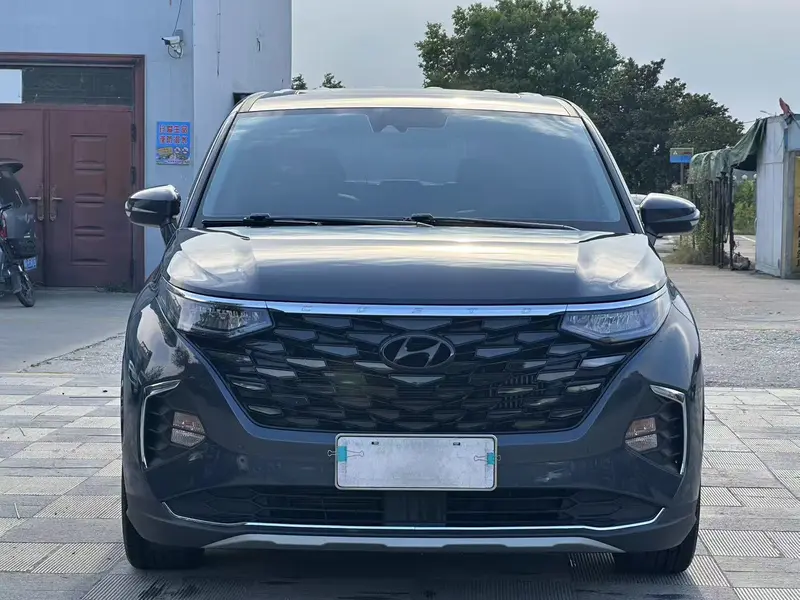 Hyundai 270 TGDi LUX Premium — фото 2