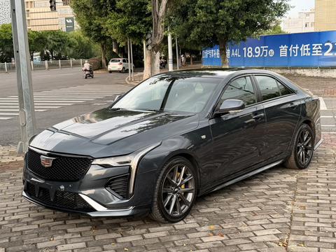 Cadillac CT4