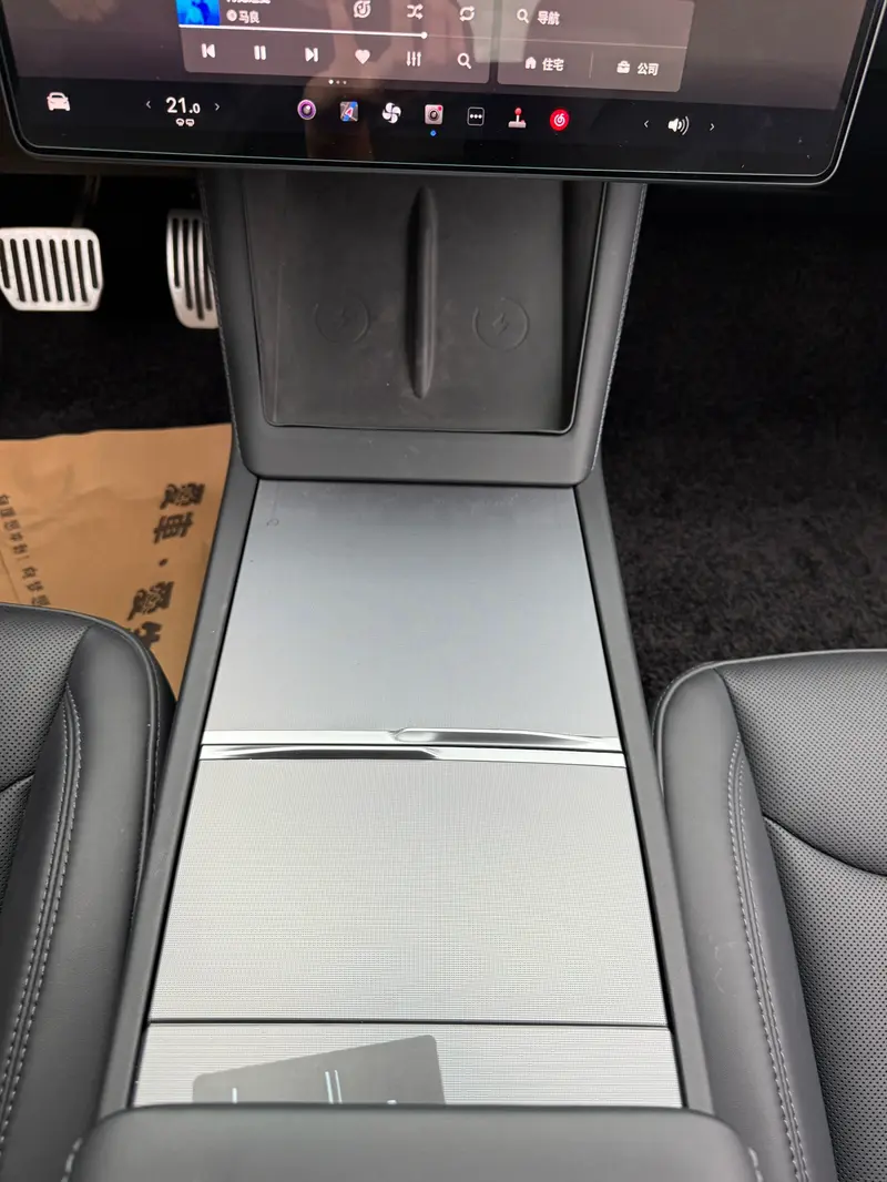 Tesla Model 3 — фото 14