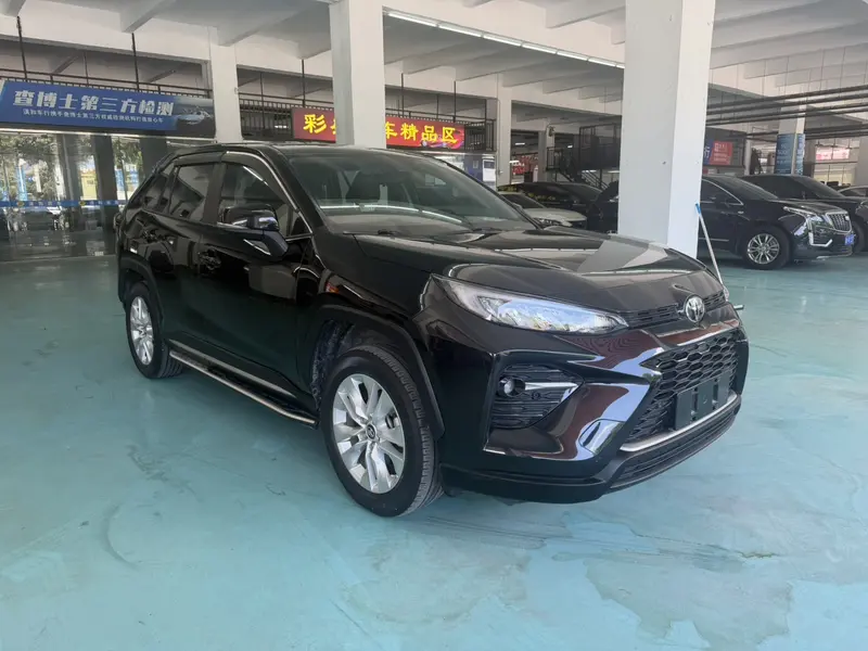 Toyota Wildlander 2.0 L 2 WD — фото 3