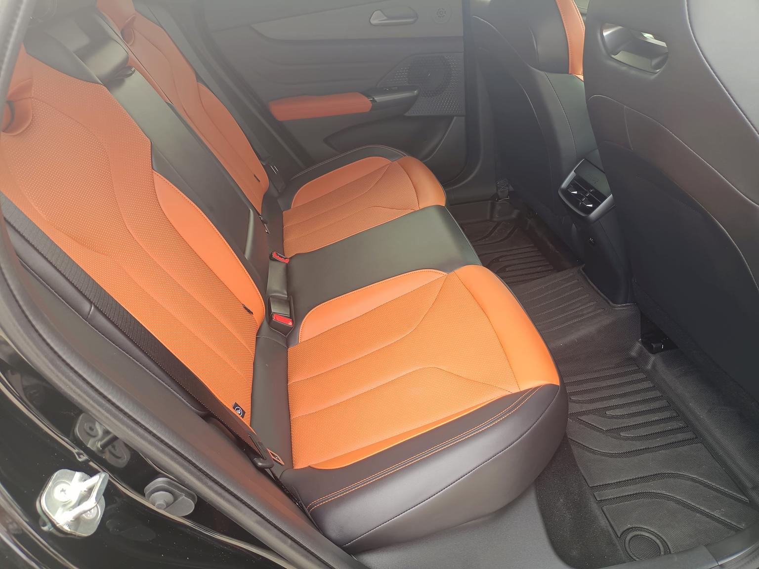 Changan UNI-V 2025 2.0T