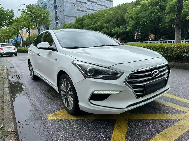 Hyundai Mistra — фото 3