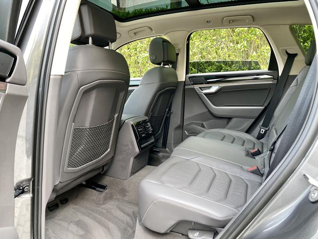 Volkswagen Touareg id 4392280 из Китая 13