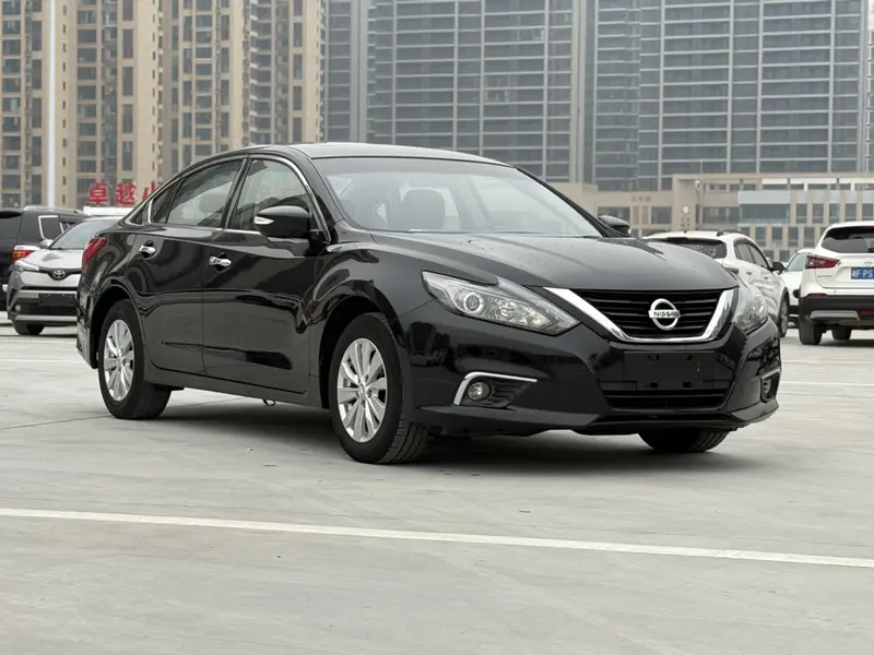 Nissan Teana 2.0L XL комфорт — фото 3