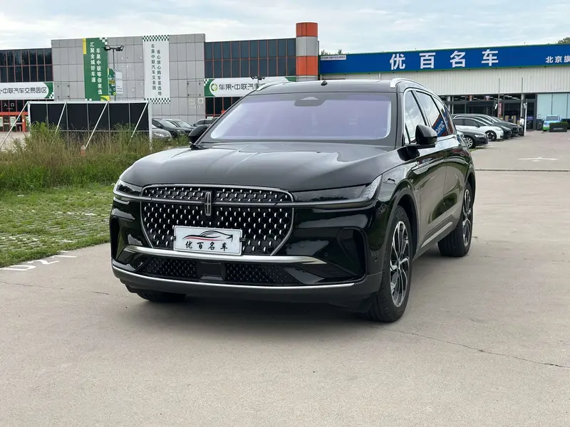 Lincoln Nautilus 2.0 T 4 WD
