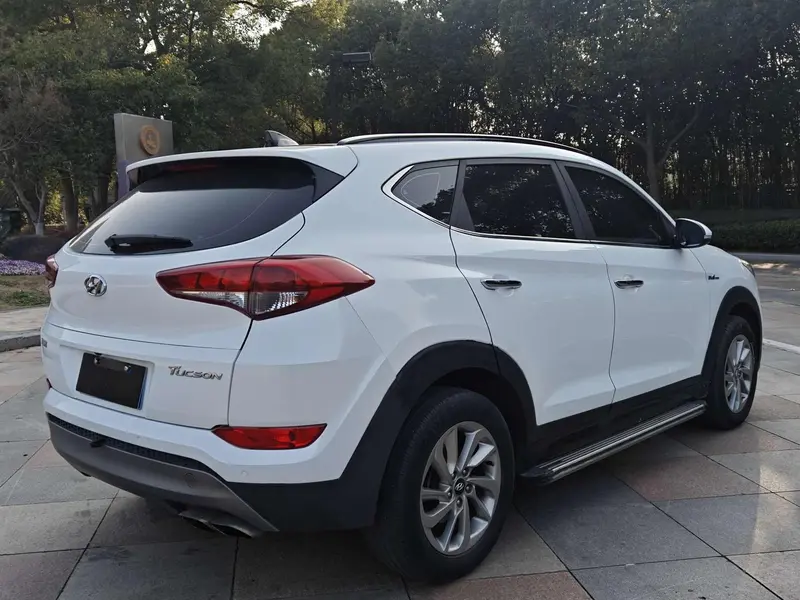 Hyundai Tucson 1.6 T 2 WD — фото 6