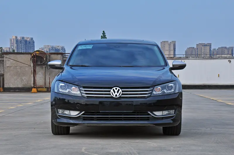 Volkswagen Passat — фото 2