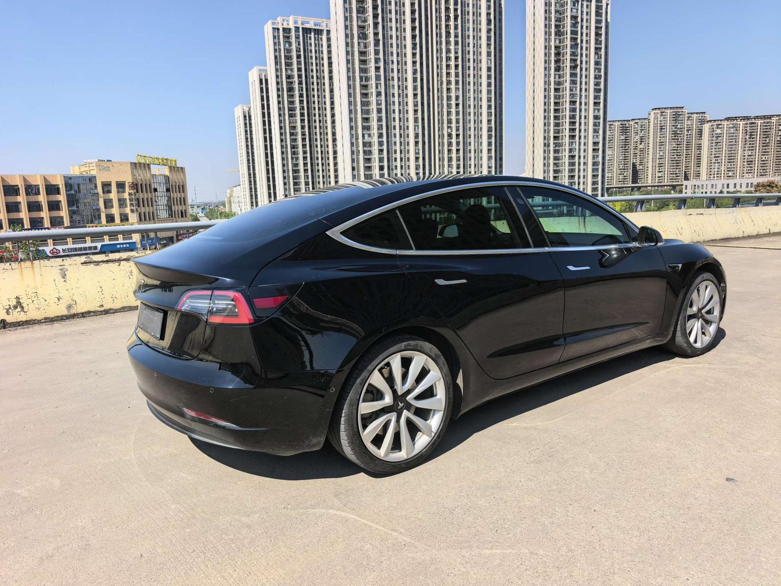 Tesla Model 3 — фотографии объявления, Фото 6