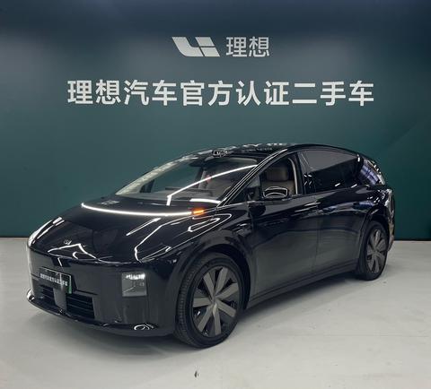 Li Auto i8