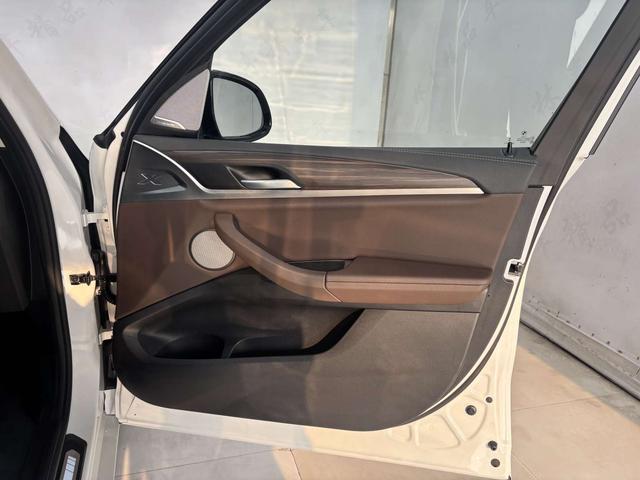 BMW X3 id 4387425 из Китая 21