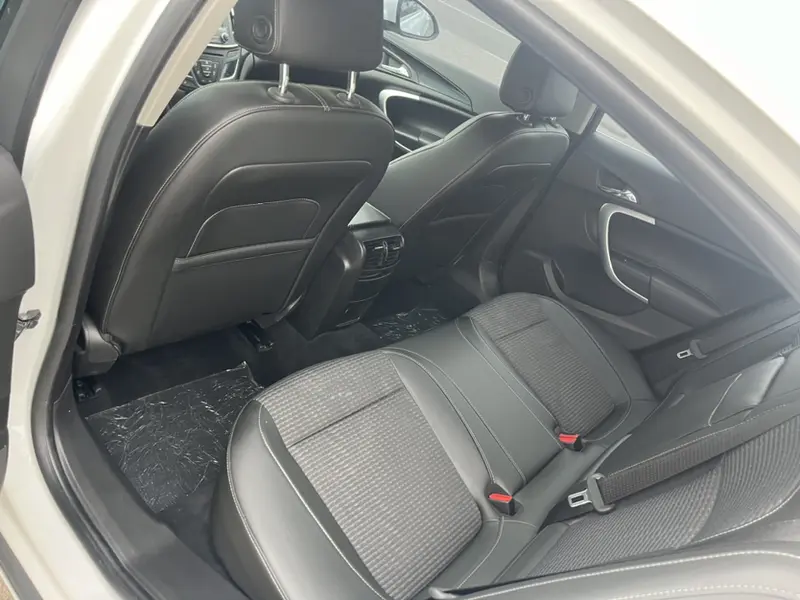 Buick Regal — фото 10