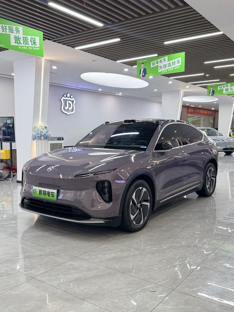 Nio EC6