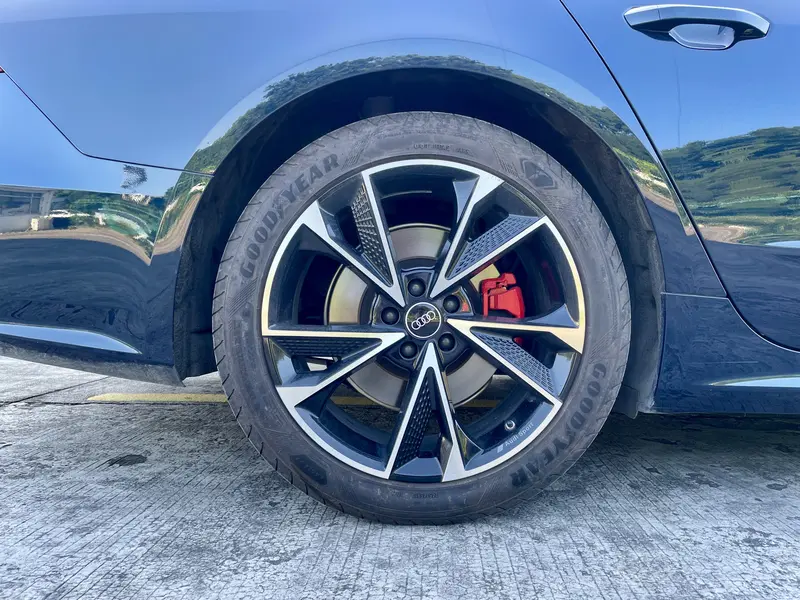 Audi A7L 45 TFSI S-line — фото 8
