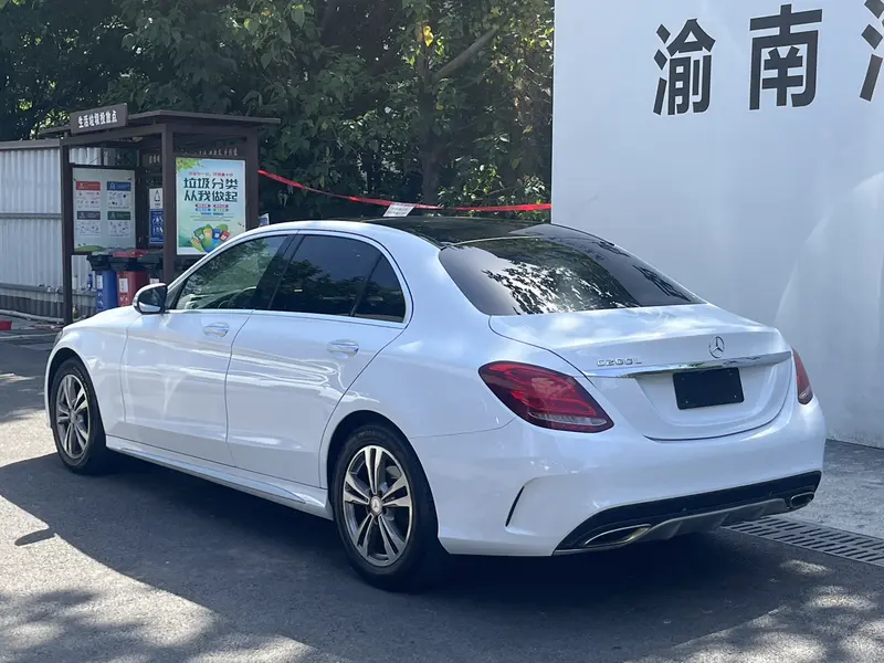 Mercedes-Benz C-Class C 200 L спорт — фото 4
