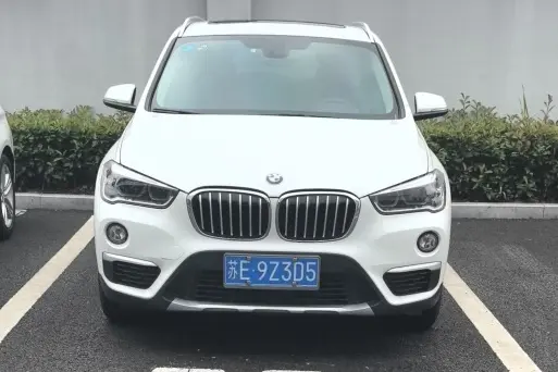 BMW X1 — фото 2