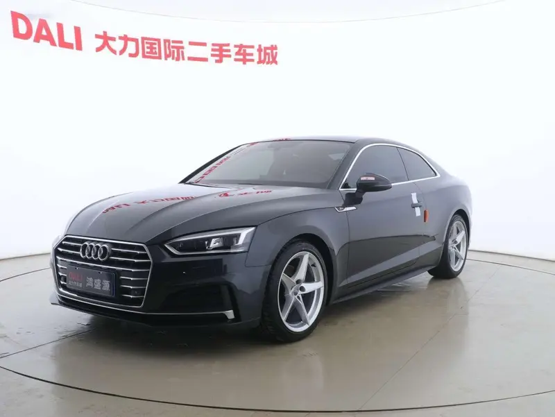 Audi A5 — фото 1