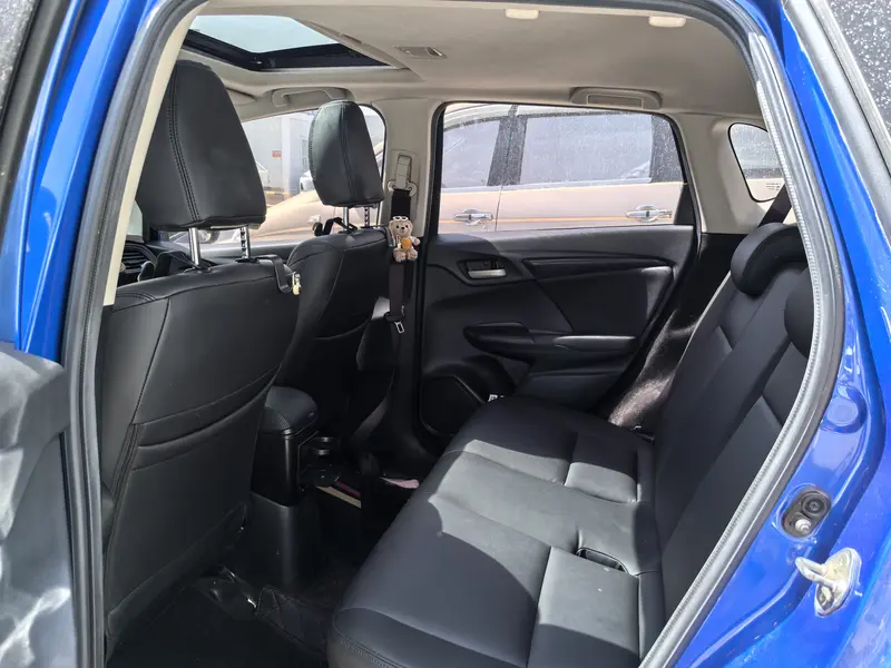 Honda Fit — фото 10