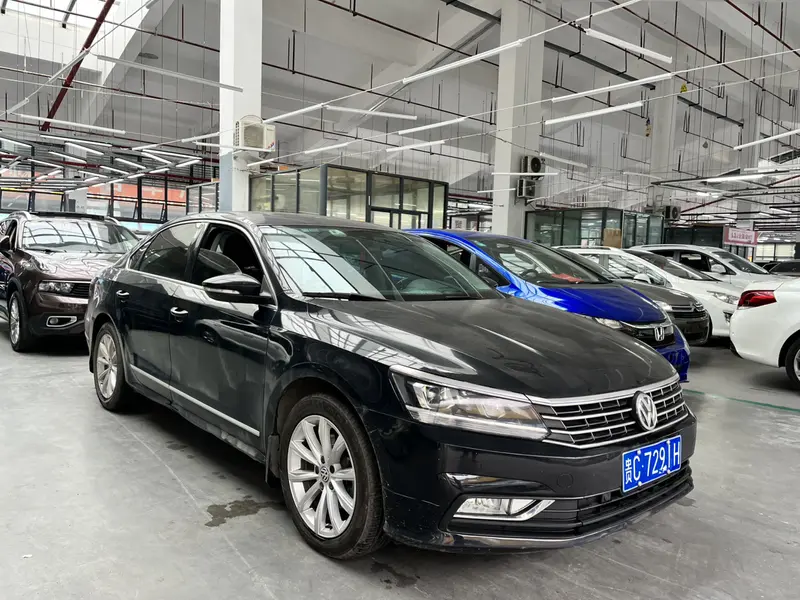 Volkswagen Passat — фото 3