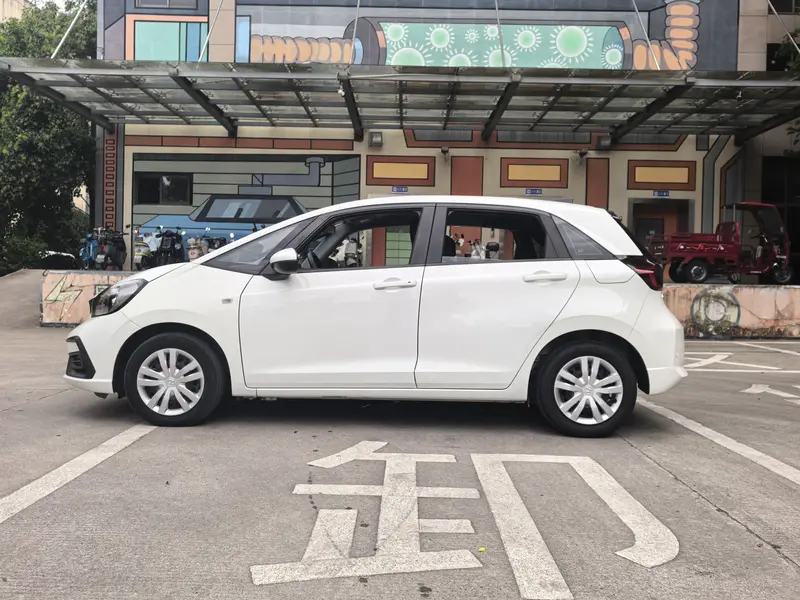 Honda Fit 1.5L CVT — фото 4