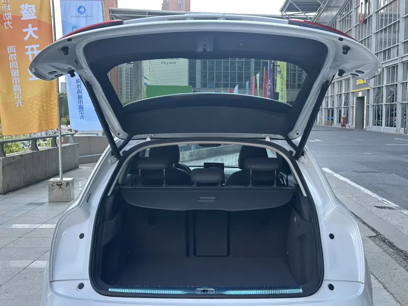 Audi Q3 30 TFSI стиль — фото 16
