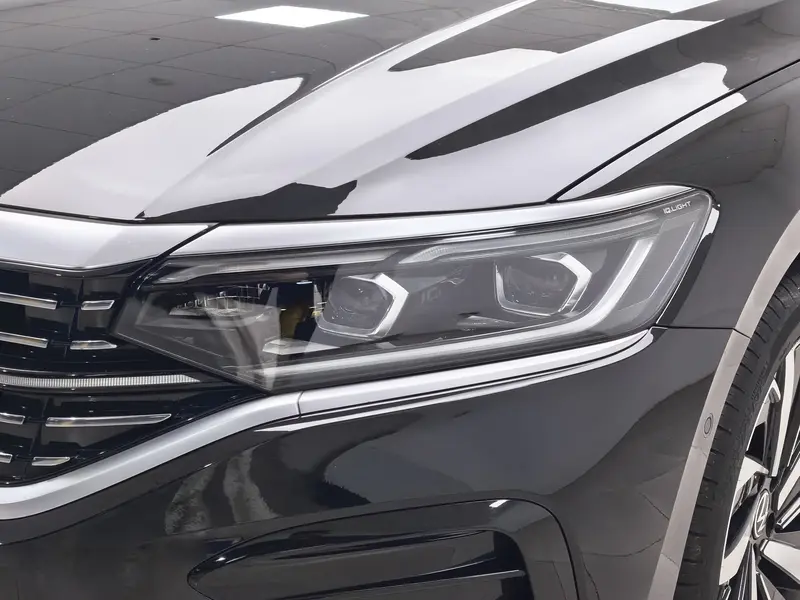 Volkswagen Passat — фото 9