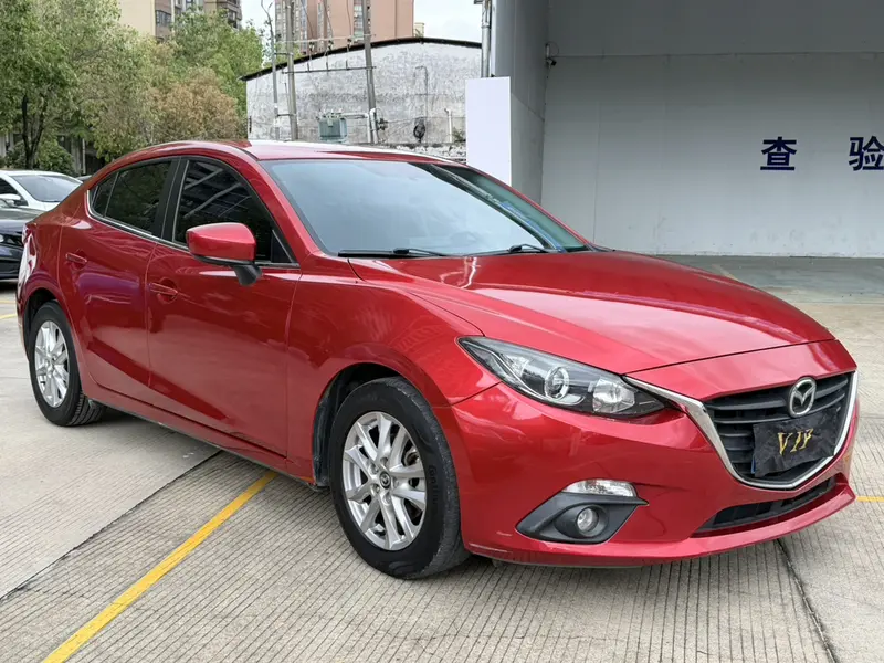 Mazda 3 Axela — фото 3