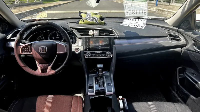 Honda Civic 220TURBO CVT люкс — фото 5