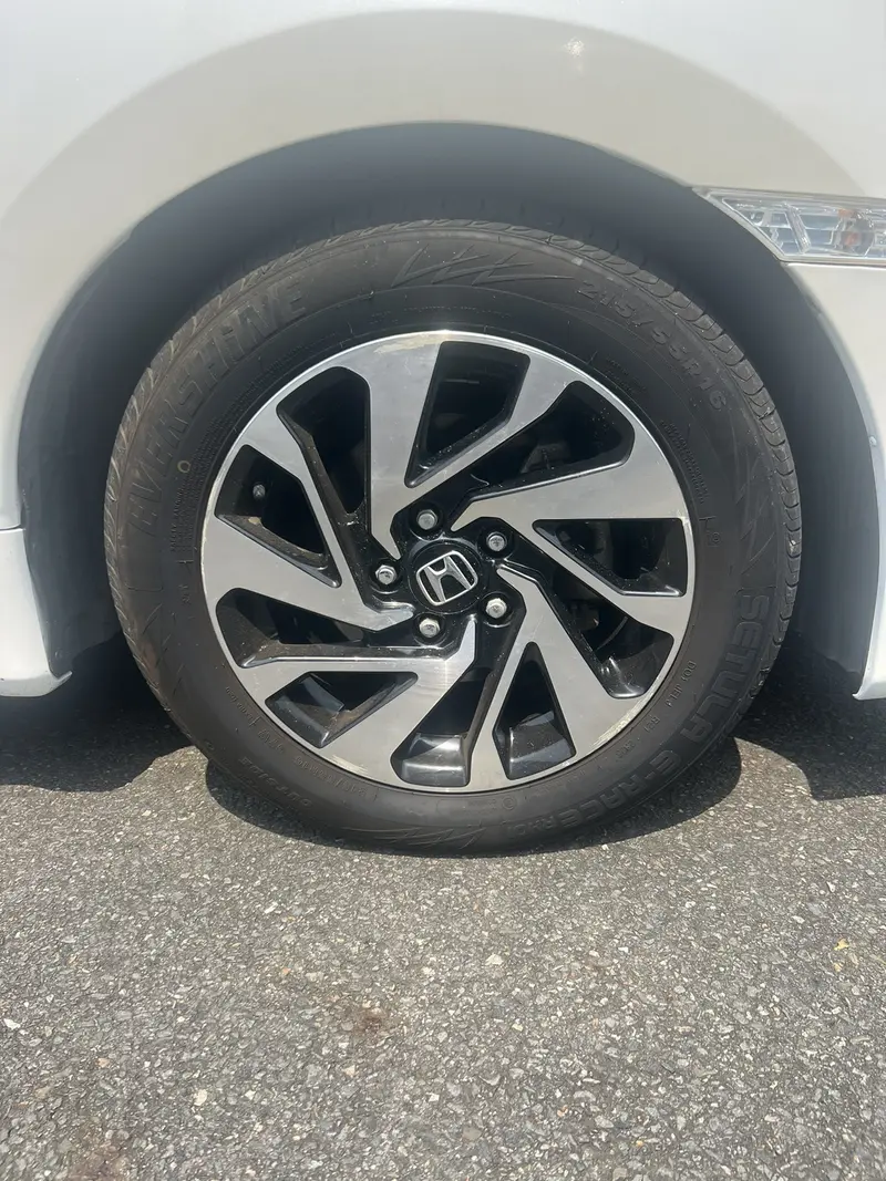 Honda Civic — фото 8