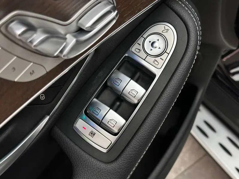 Mercedes-Benz GLC — фото 15