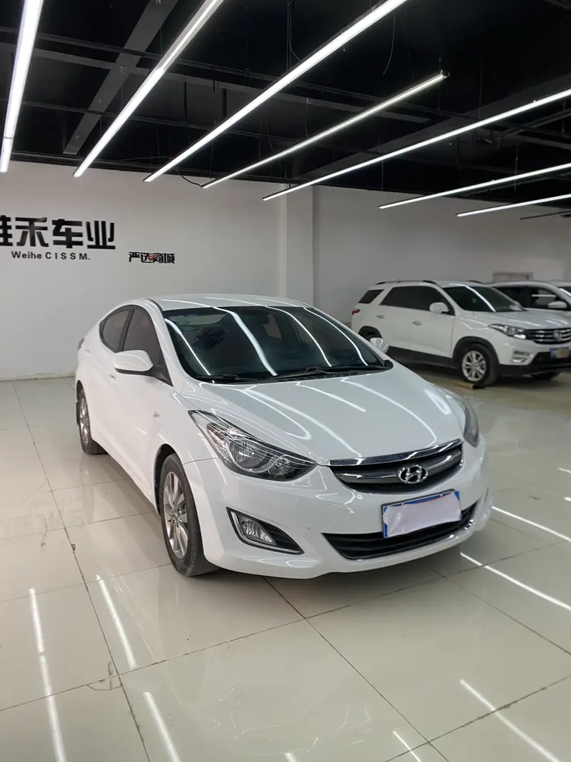 Hyundai 1.6 L MT — фото 3