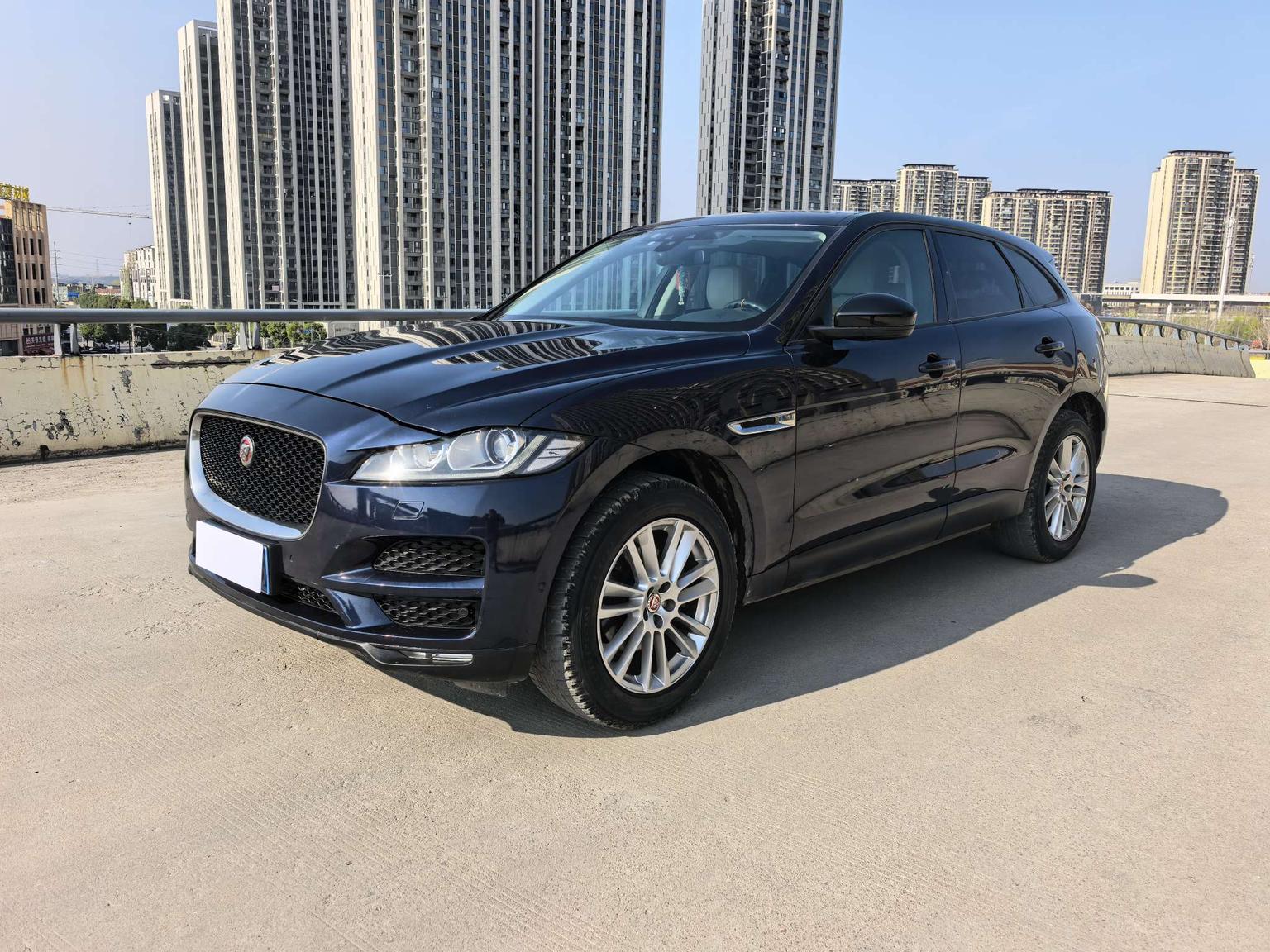 Jaguar F-Pace — фотографии объявления, Фото 2