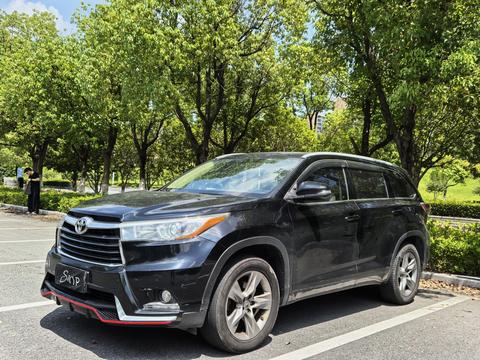 Toyota Highlander 2015 2.0T Luxury 7 мест