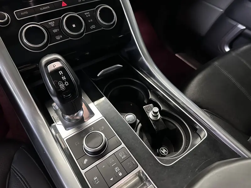 Land Rover Range Rover Sport — фото 10