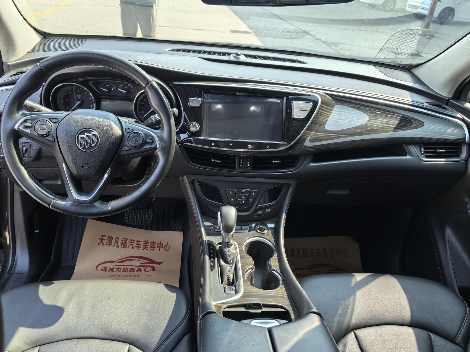 Buick Envision: фотография 10 из 10